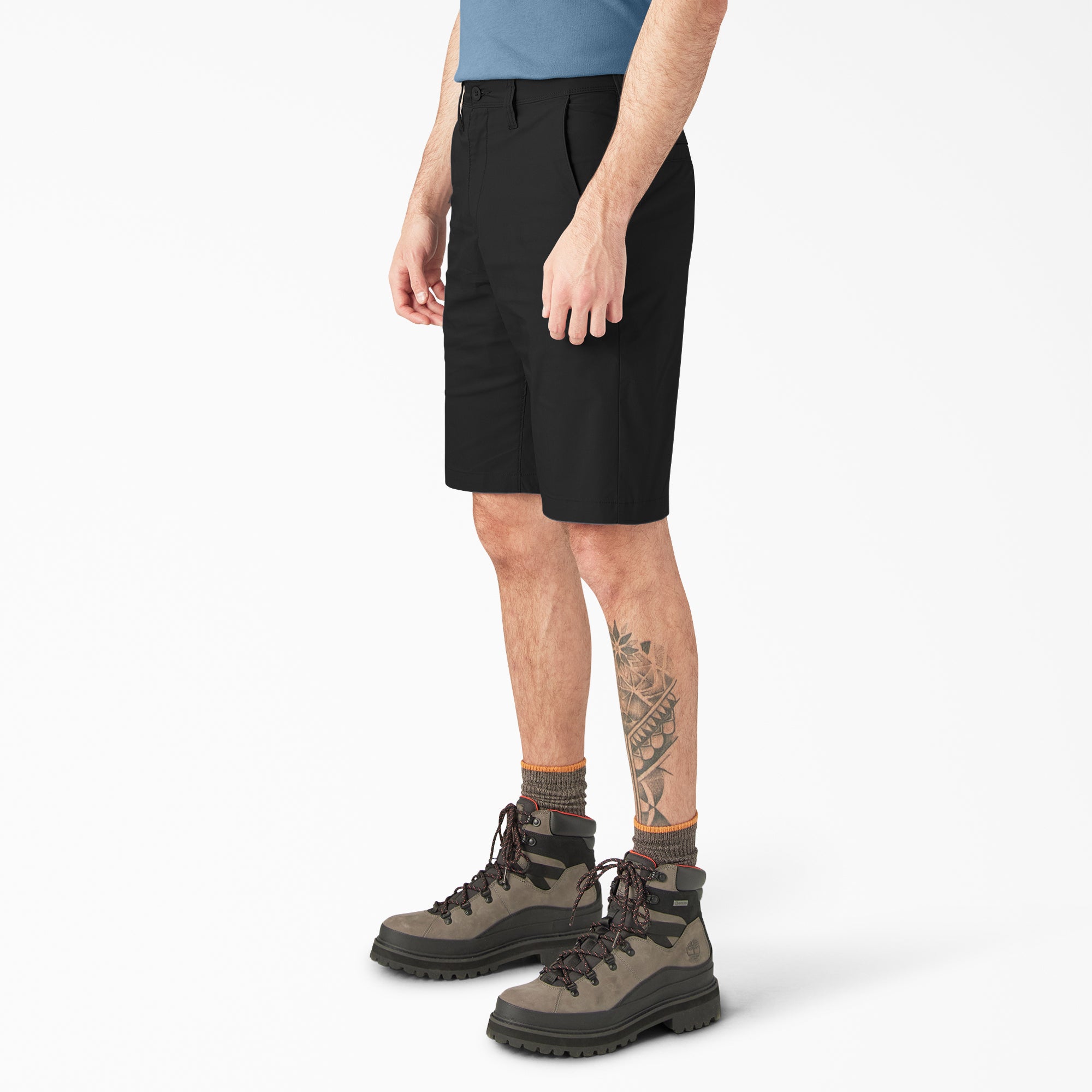 FLEX Cooling Regular Fit Utility Shorts. 11 - Image 3