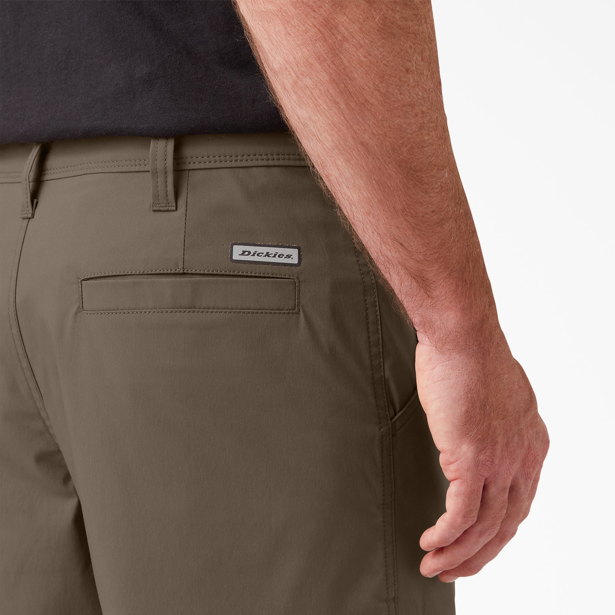 FLEX Cooling Regular Fit Utility Shorts. 13 - Image 5